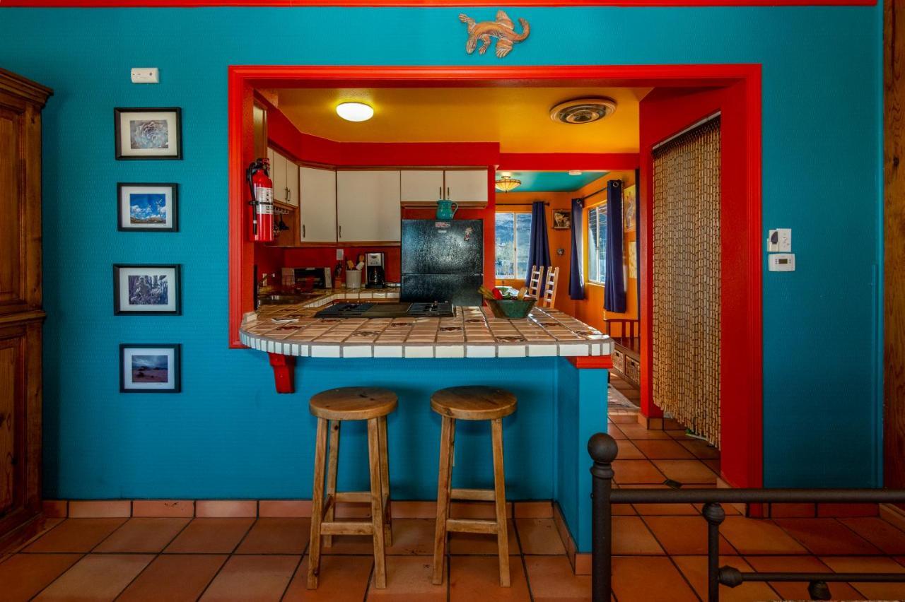 Chuck'S Cabin In A Joshua Tree Community 二十九棕榈村 外观 照片