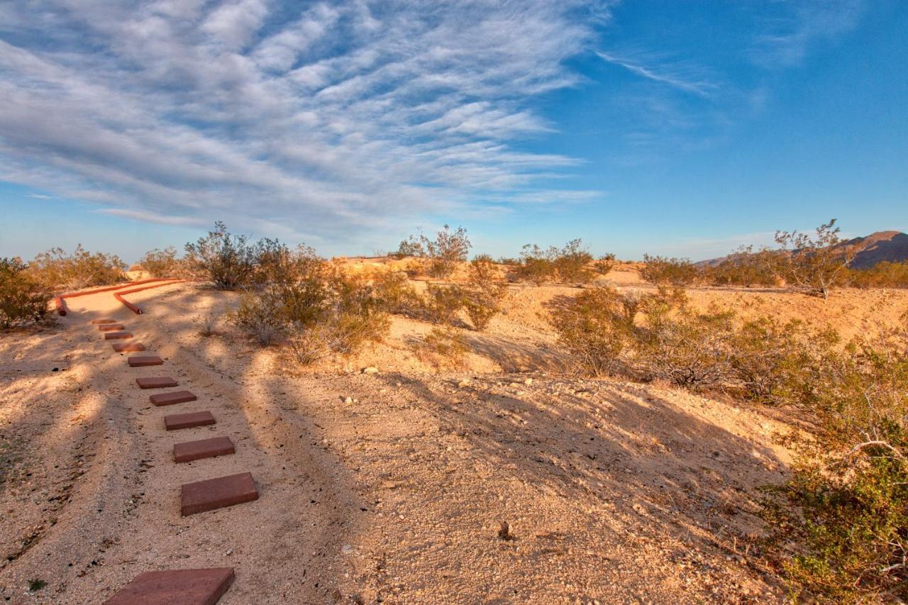 Chuck'S Cabin In A Joshua Tree Community 二十九棕榈村 外观 照片